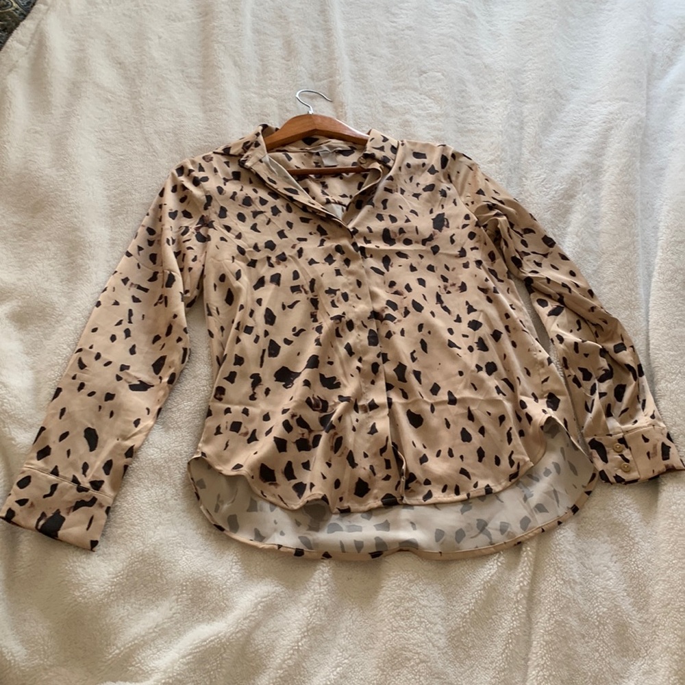 H&M animal print tops
